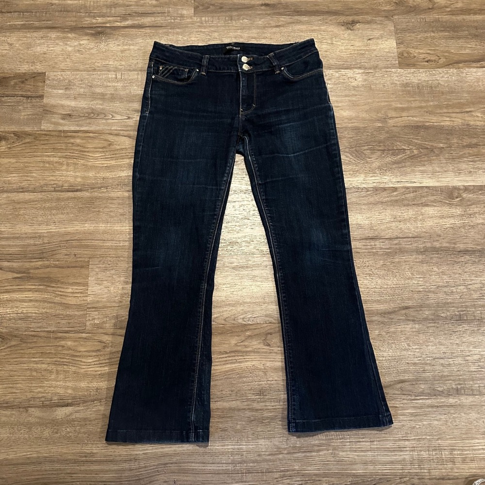 White House Black Market Skinny Flare Jeans Dark Indigo Wash Sz 4S Short Petite - Picture 10 of 10